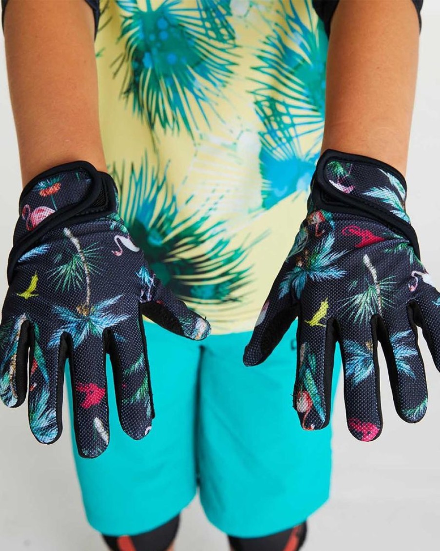 Youth DHaRCO | Youth Gloves | Party Shirt